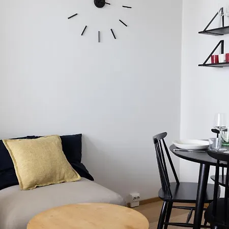 Poista 2ndhomes Modern 1br With Balcony By The Station Helsinki