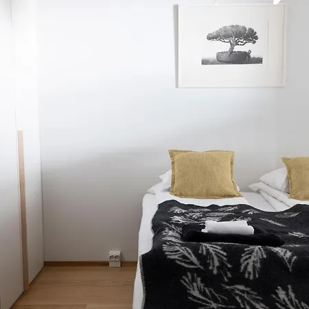 Poista 2ndhomes Modern 1br With Balcony By The Station Helsinki