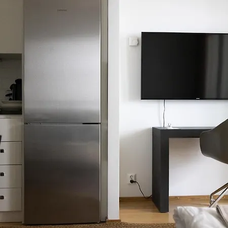 Apartment Poista 2ndhomes Modern 1br With Balcony By The Station *